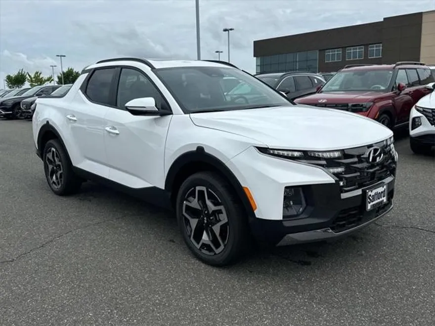 2024 Hyundai Santa Cruz Limited photo 1