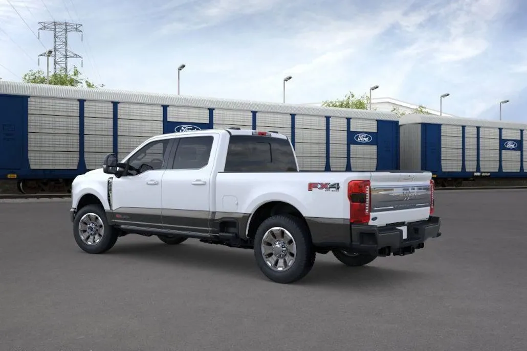 2025 Ford F-350 photo 1