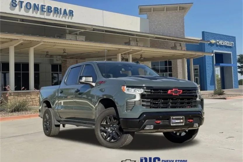 2025 Chevrolet Silverado 1500 LT Trail Boss photo 1