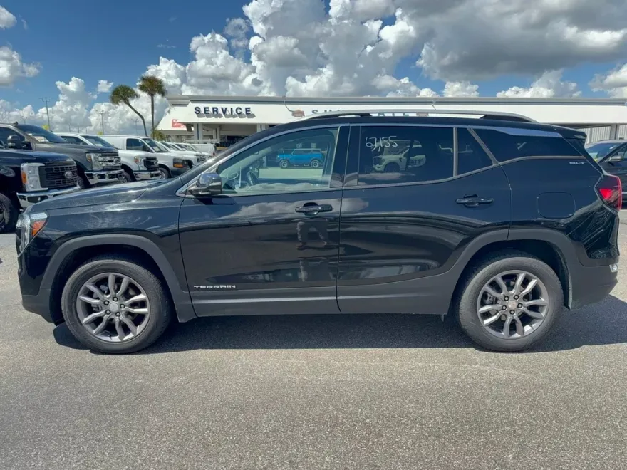 2023 Gmc Terrain SLT photo 1