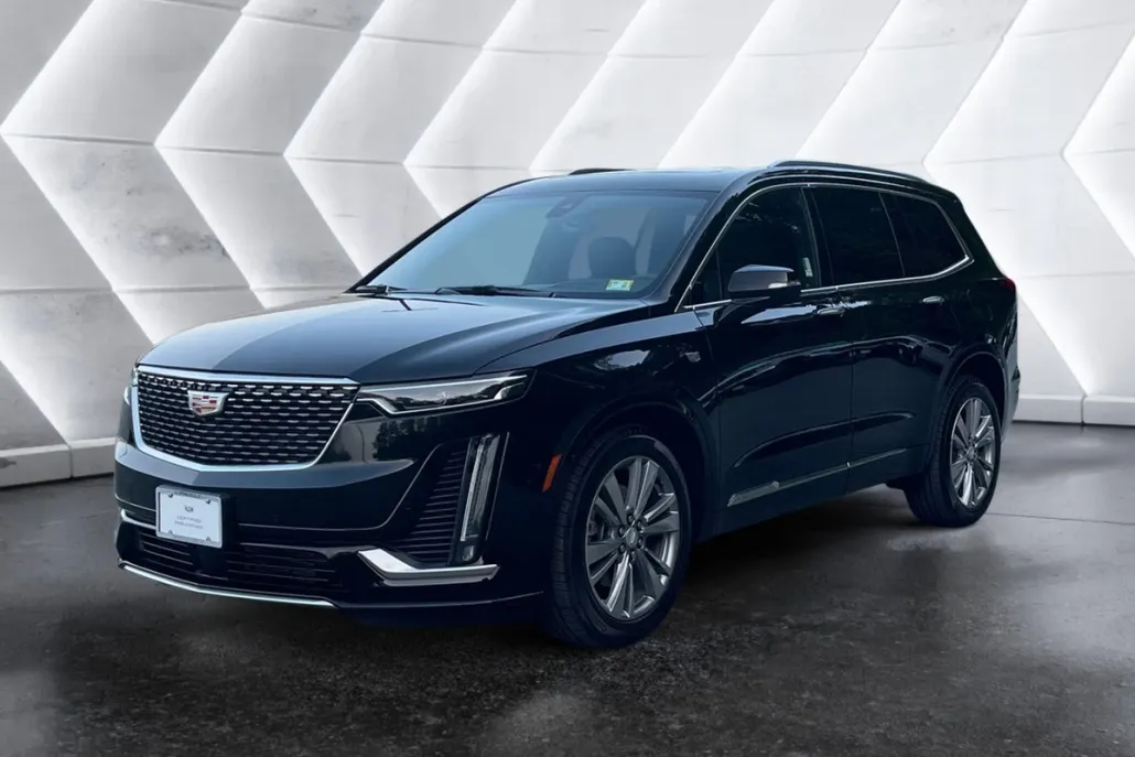 2025 Cadillac XT6 Premium Luxury photo 1