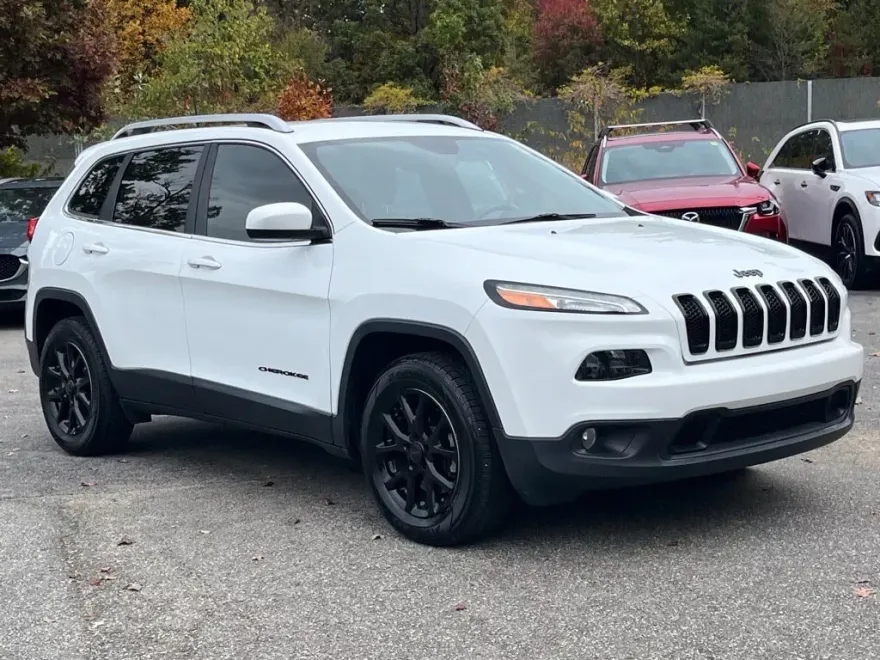 2017 Jeep Cherokee Latitude photo 1
