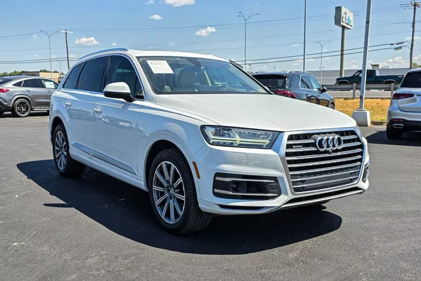2018 Audi Q7 3.0T Prestige photo 1