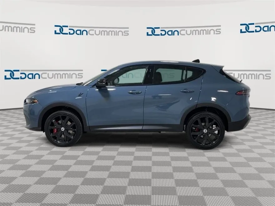 2024 Dodge Hornet GT photo 1