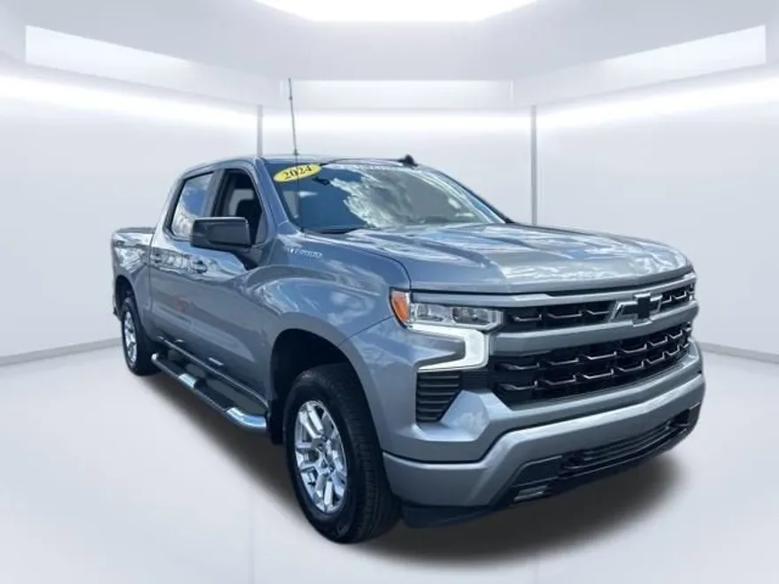 2024 Chevrolet Silverado 1500 RST photo 1