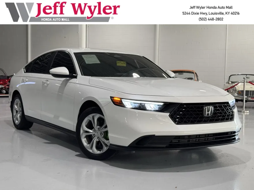 2023 Honda Accord LX photo 1