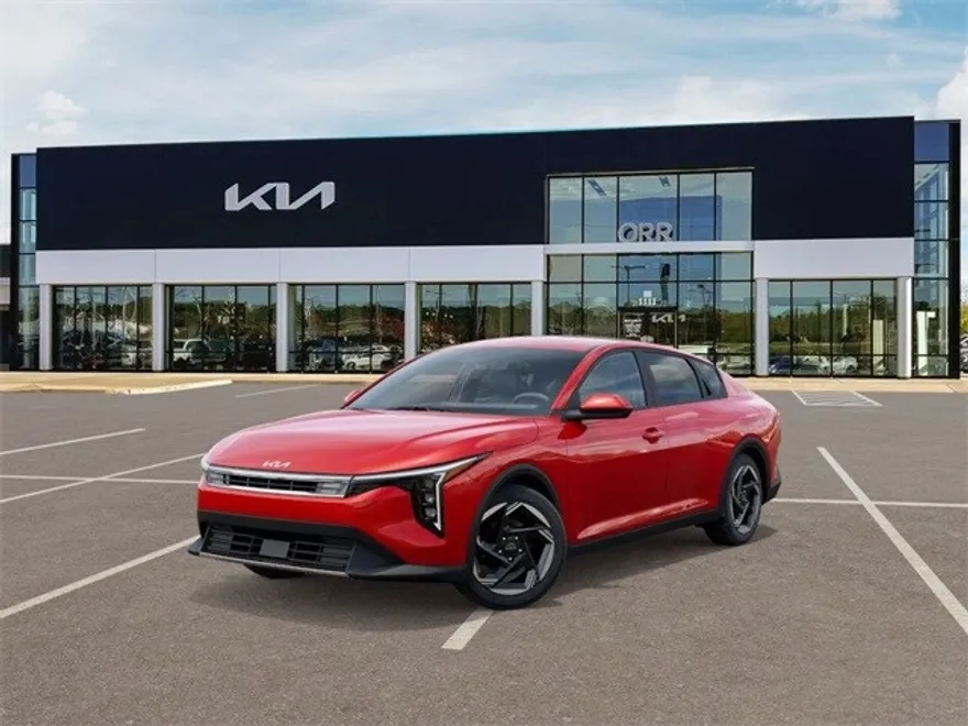 2025 Kia K4 EX photo 1