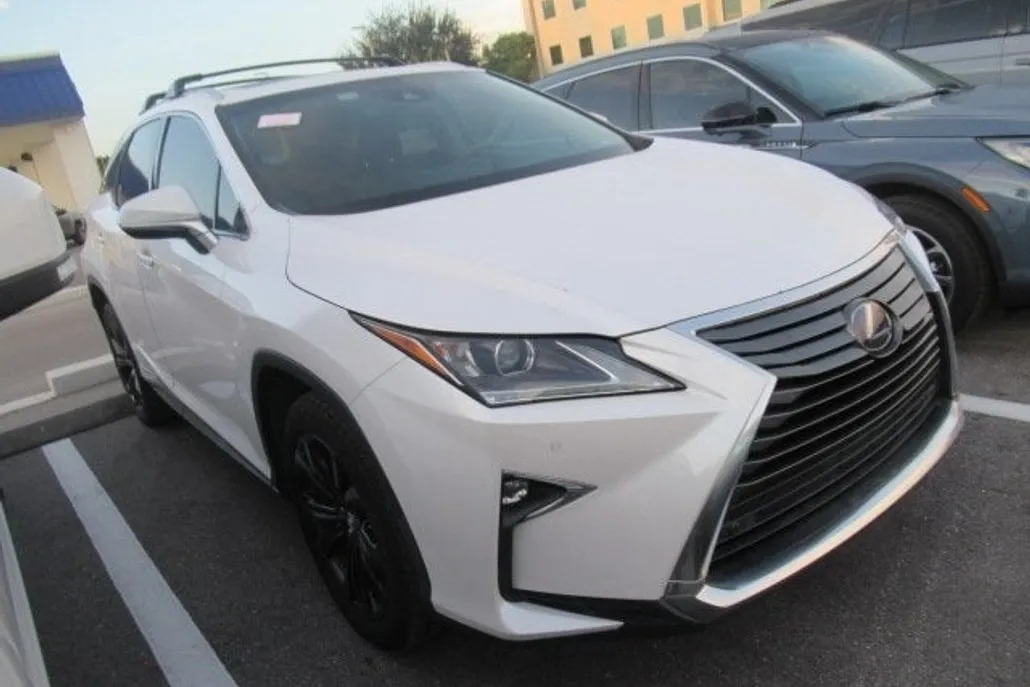 2017 Lexus RX 450h photo 1