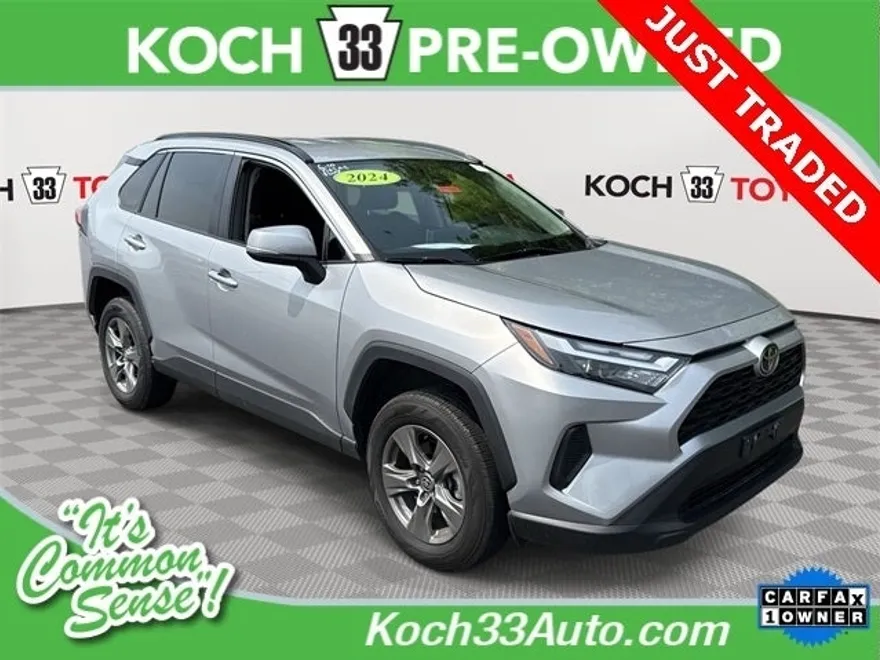 2024 Toyota RAV4 XLE photo 1