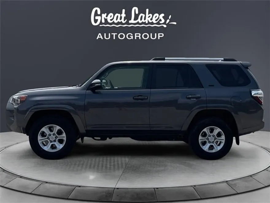 2022 Toyota 4Runner SR5 Premium photo 1