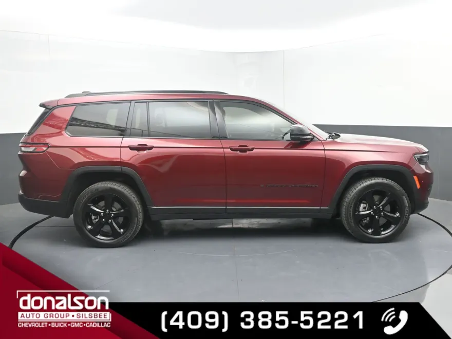 2022 Jeep Grand Cherokee Altitude photo 1