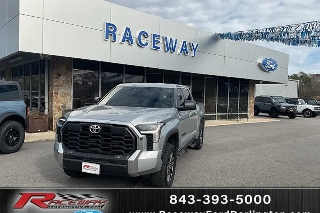 2023 Toyota Tundra SR5 photo 1