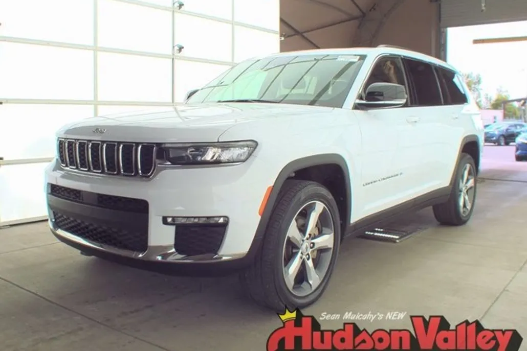 2022 Jeep Cherokee Limited photo 1