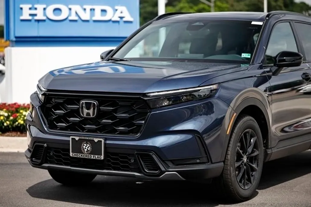 2026 Honda CR-V Hybrid Sport-L photo 1