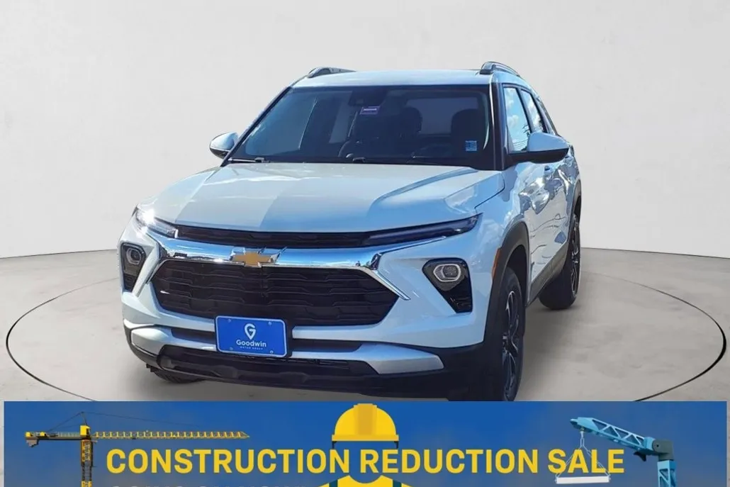 2025 Chevrolet Trailblazer LT photo 1