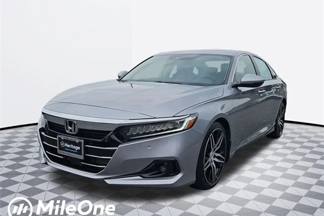 2021 Honda Accord Touring 2.0T photo 1