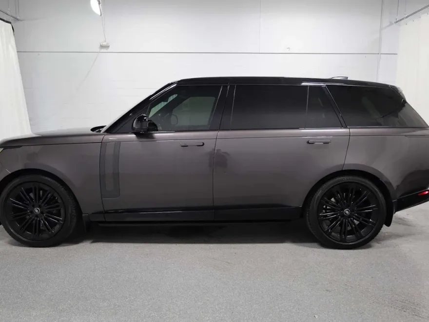2023 Land Rover Range Rover First Edition photo 1