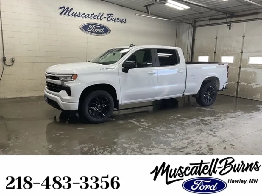 2024 Chevrolet Silverado 1500 RST photo 1