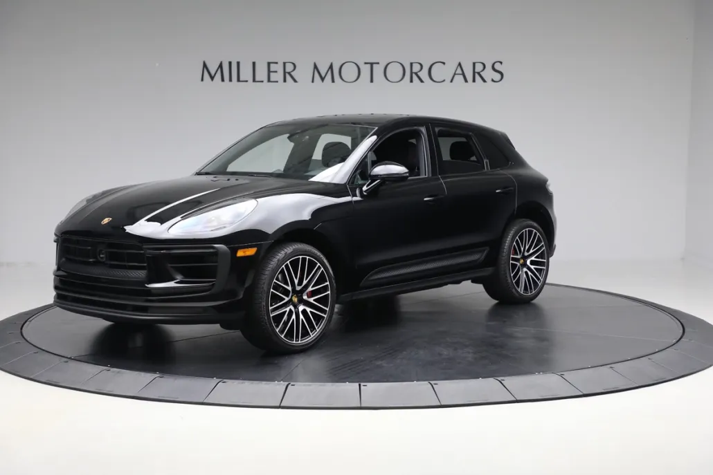 2023 Porsche Macan S photo 1