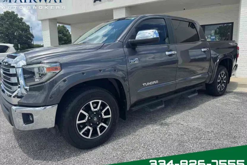 2018 Toyota Tundra Limited photo 1