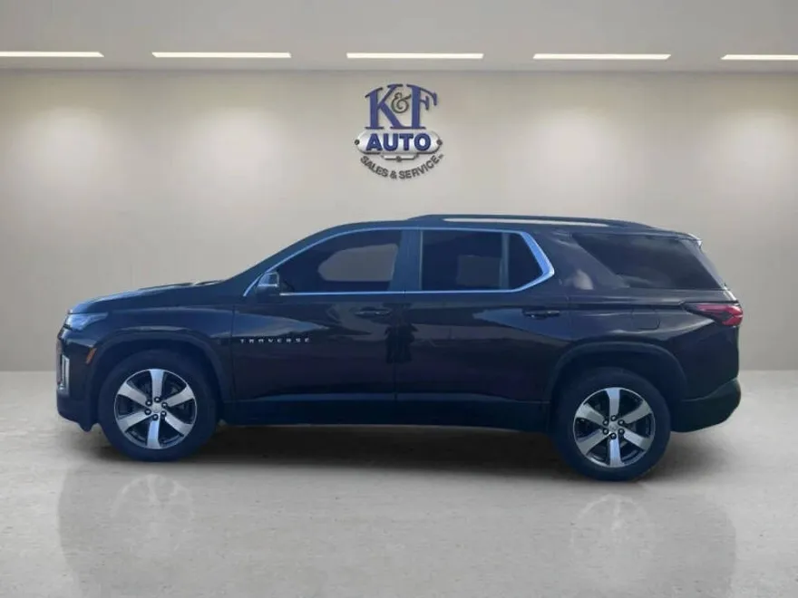 2022 Chevrolet Traverse Leather photo 1