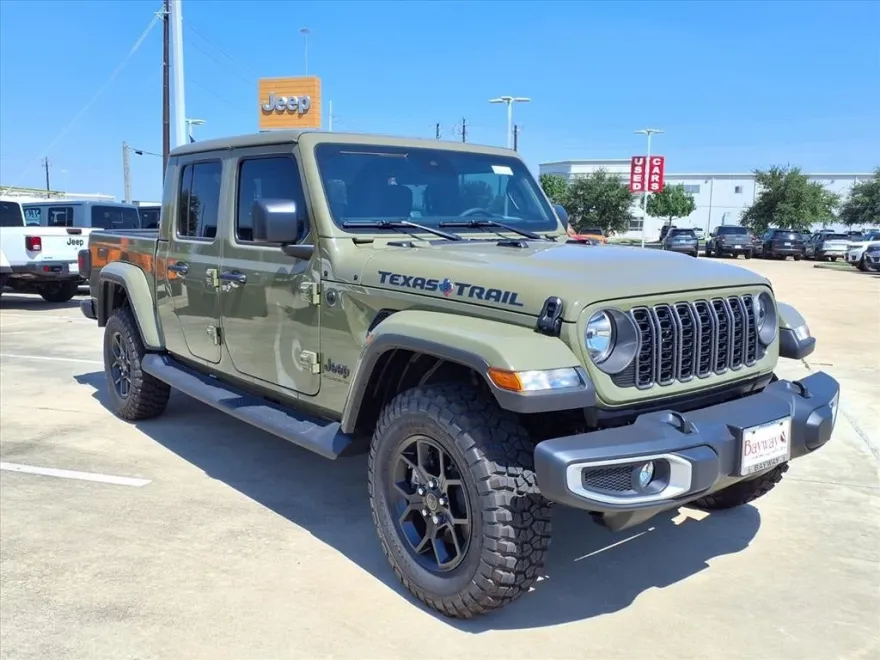 2025 Jeep Gladiator Sport photo 1