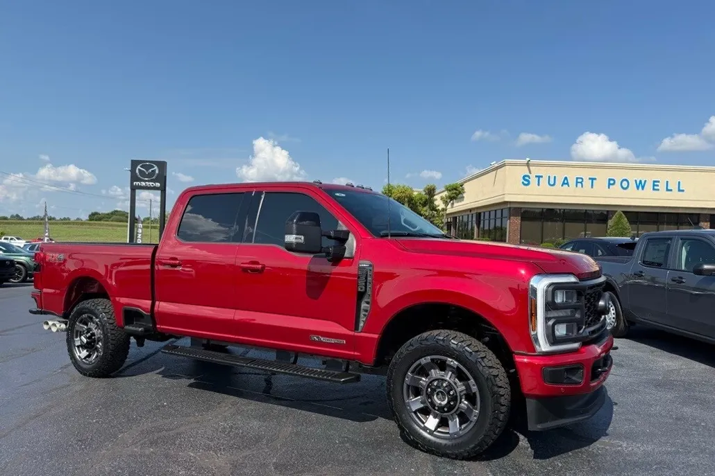 2024 Ford F-350 Lariat photo 1