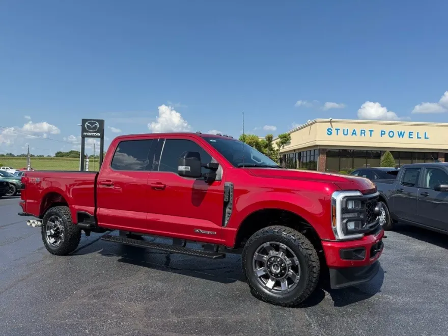 2024 Ford F-350 Lariat photo 1