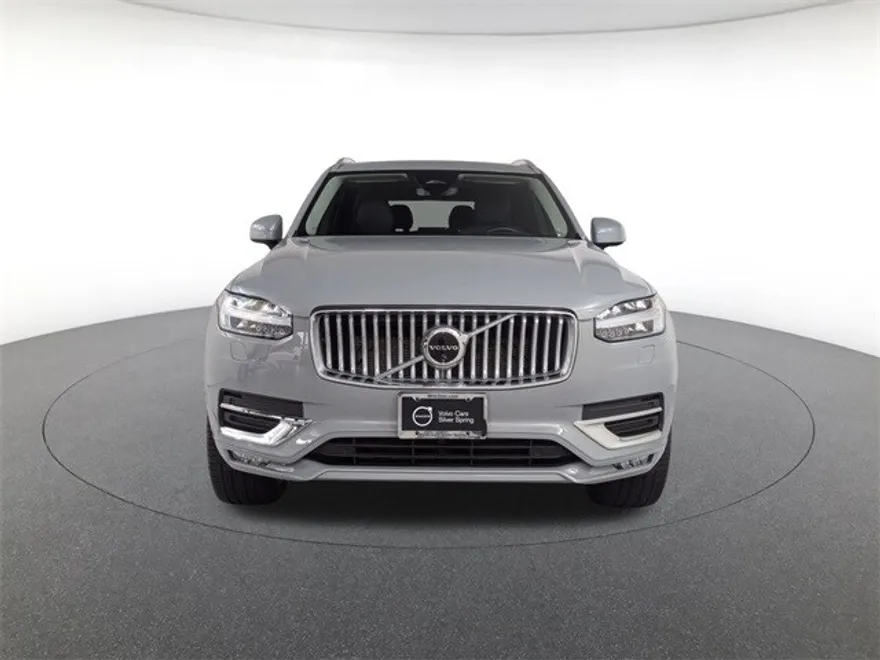2024 Volvo XC90 Plus photo 1