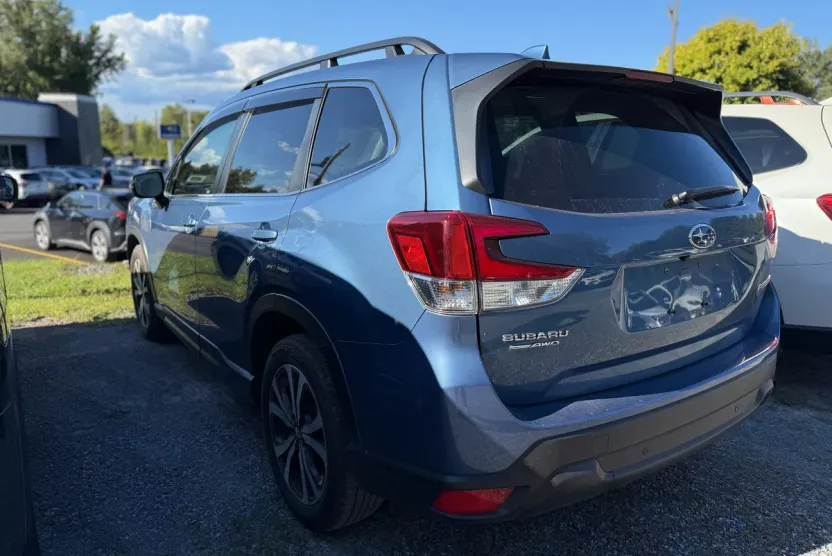 2023 Subaru Forester Limited photo 1