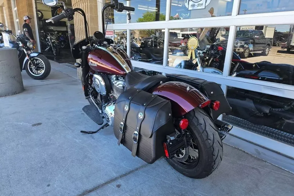 2022 Indian Motorcycle Super Chief Limited photo 1