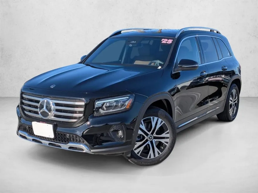 2025 Mercedes Benz GLB 250 photo 1