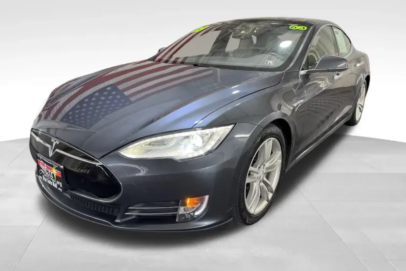2015 Tesla Model S 70D photo 1