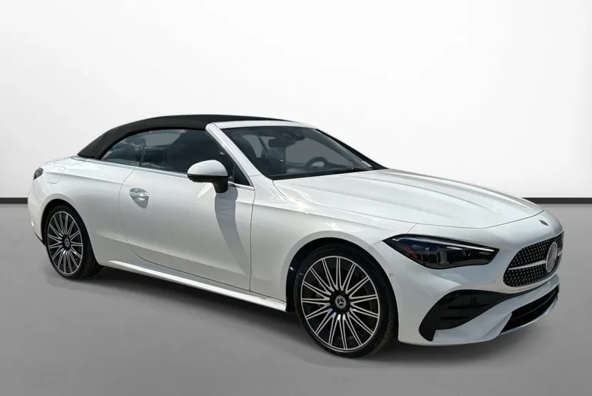 2025 Mercedes Benz CLE 450 4MATIC photo 1
