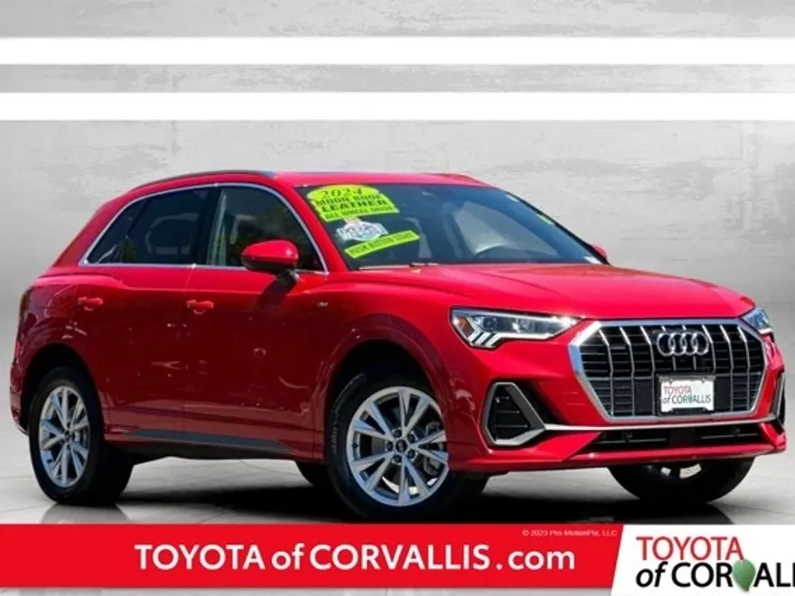 2024 Audi Q3 S line Premium photo 1
