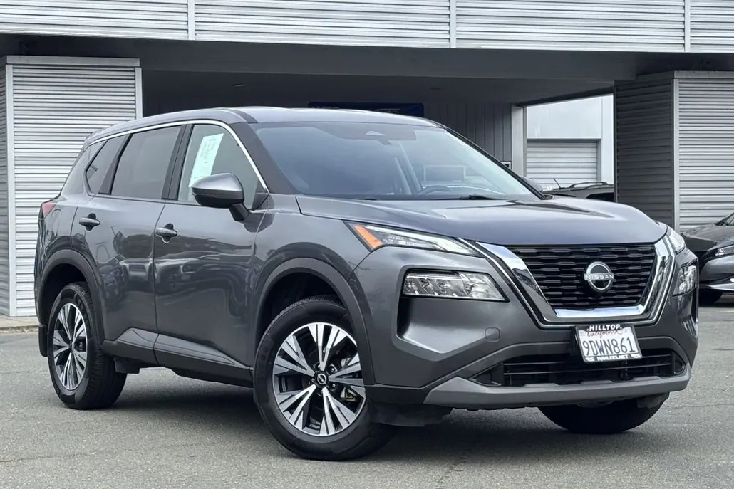 2023 Nissan Rogue SV photo 1