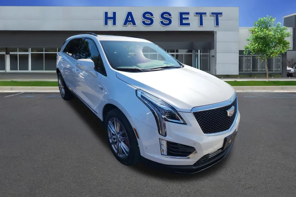 2022 Cadillac XT5 Sport photo 1
