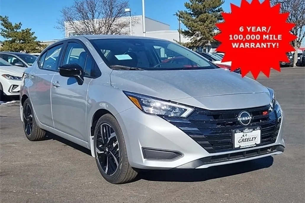 2025 Nissan Versa 1.6 SR photo 1