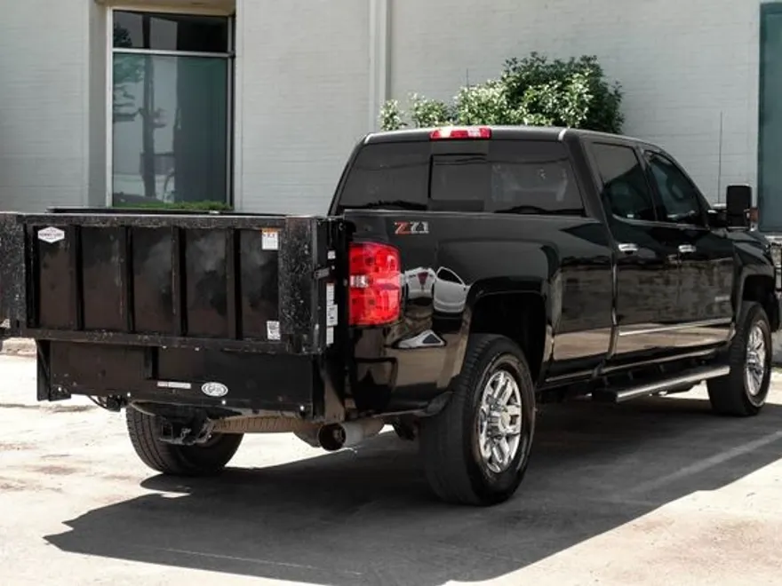 2019 Chevrolet Silverado LTZ photo 1