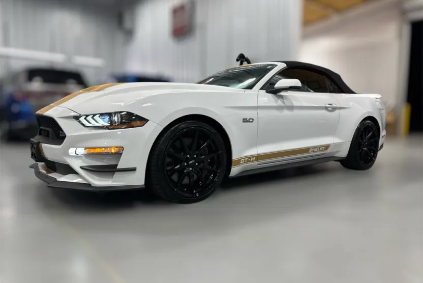 2022 Ford Mustang GT Premium photo 1