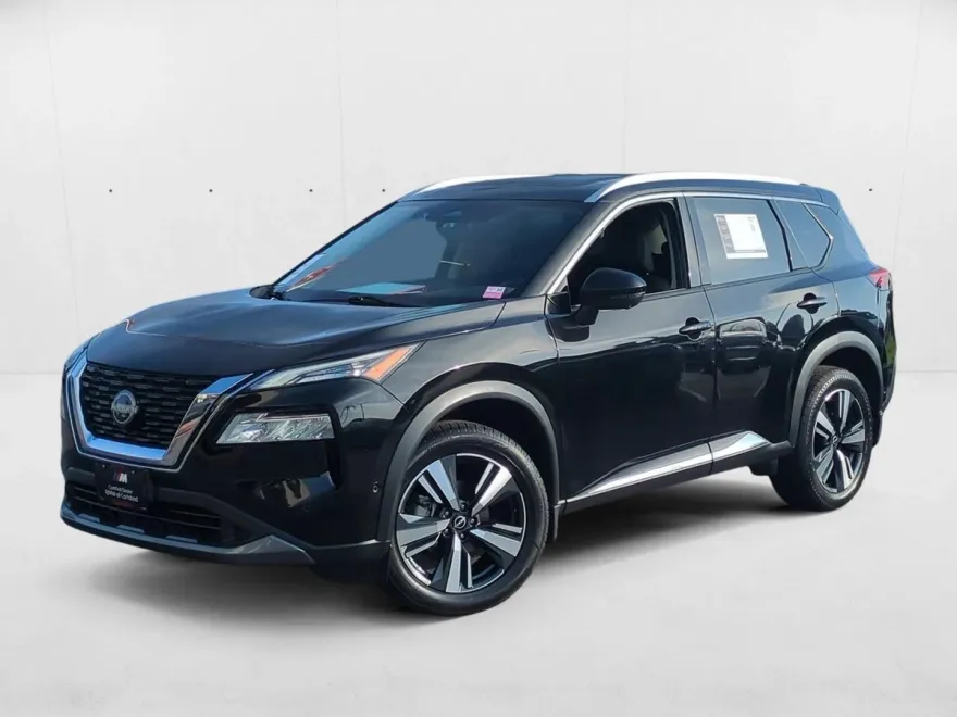 2023 Nissan Rogue SL photo 1