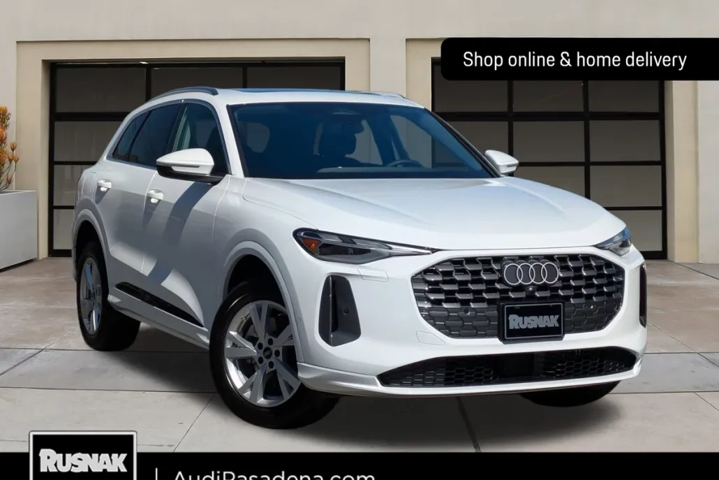 2025 Audi Q5 Premium photo 1