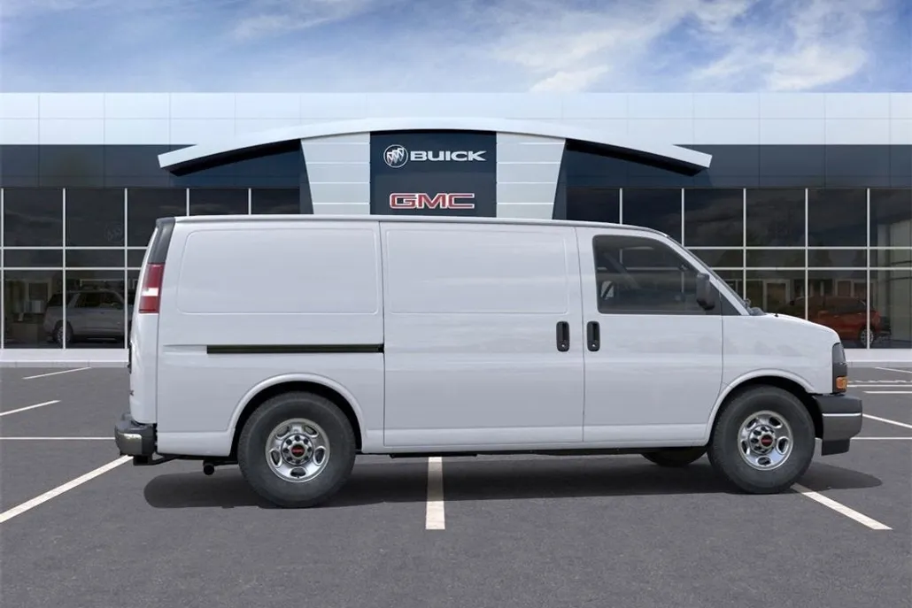 2025 Gmc Savana Cargo 3500 photo 1