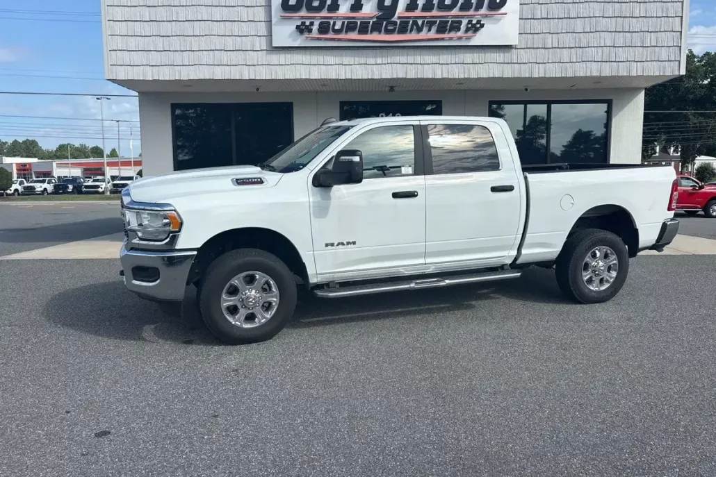 2024 Ram 2500 Big Horn photo 1