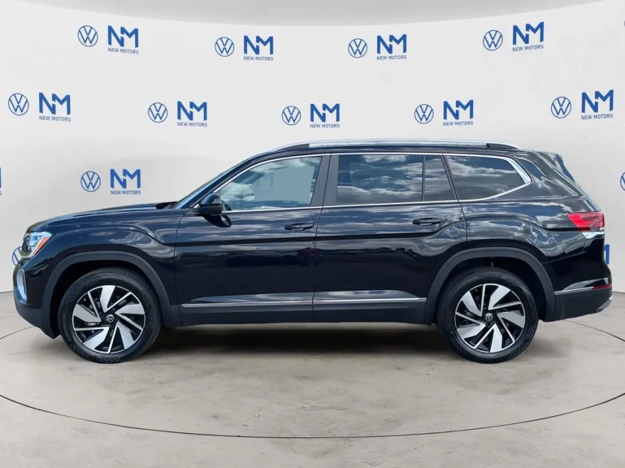 2026 Volkswagen Atlas SEL photo 1