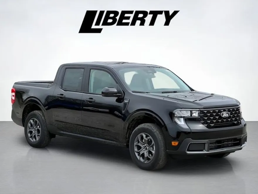 2025 Ford Maverick XLT photo 1