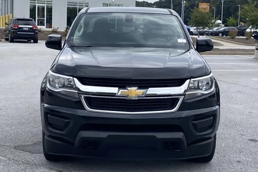 2020 Chevrolet Colorado LT photo 1