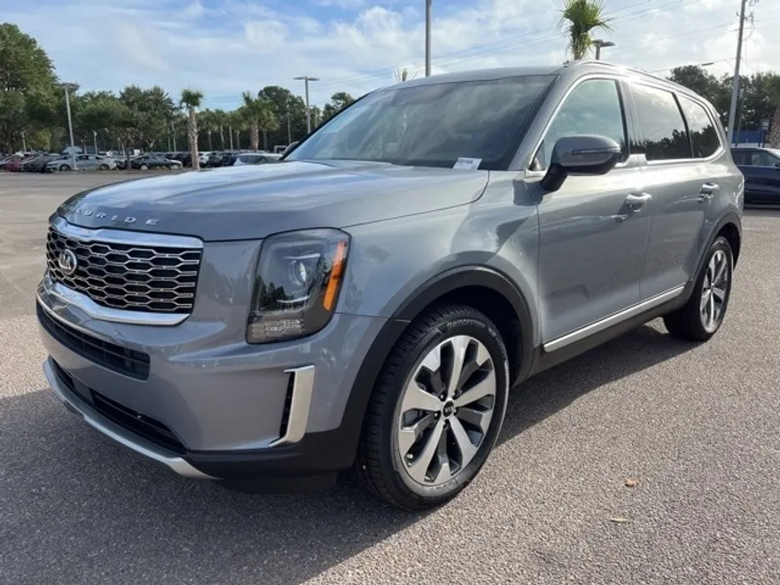 2020 Kia Telluride S photo 1