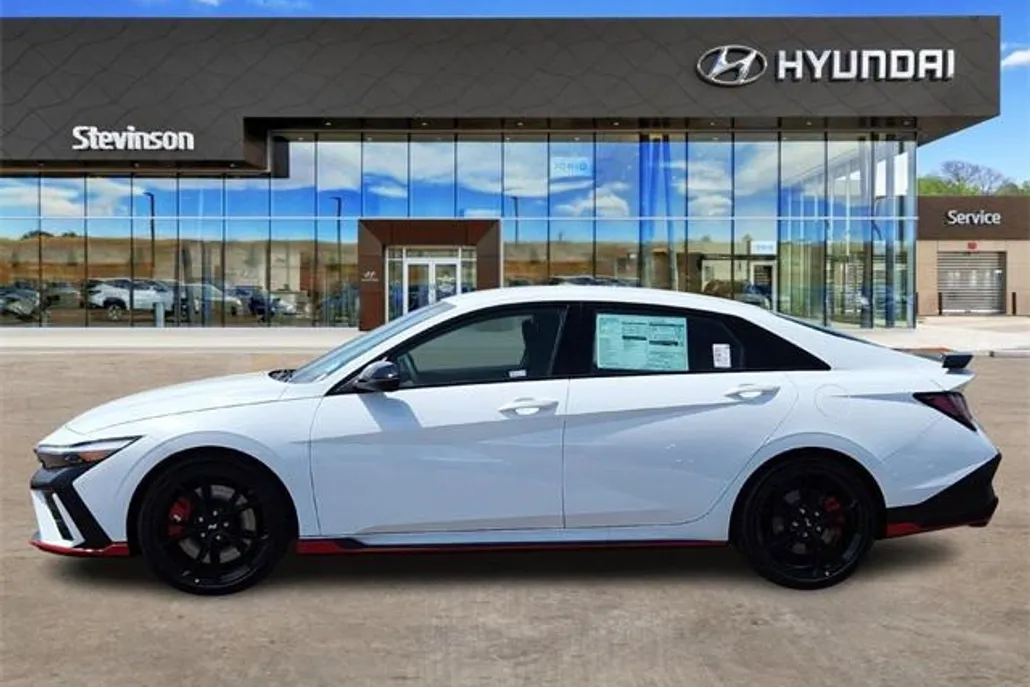 2025 Hyundai Elantra N photo 1