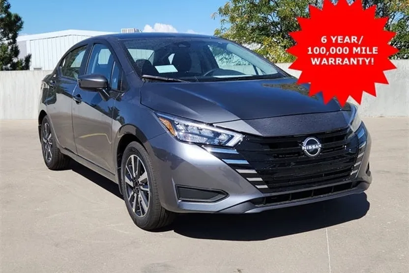 2025 Nissan Versa 1.6 SV photo 1